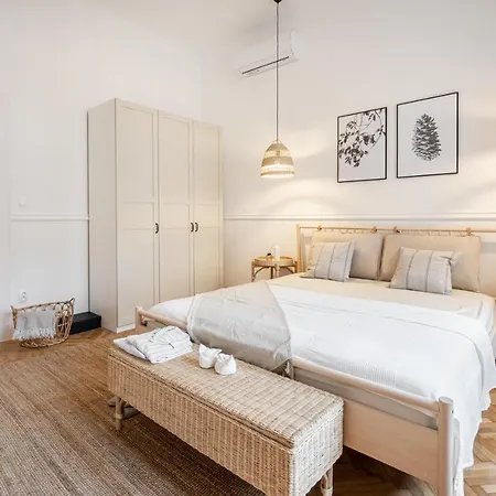 アパート Sassy Lee